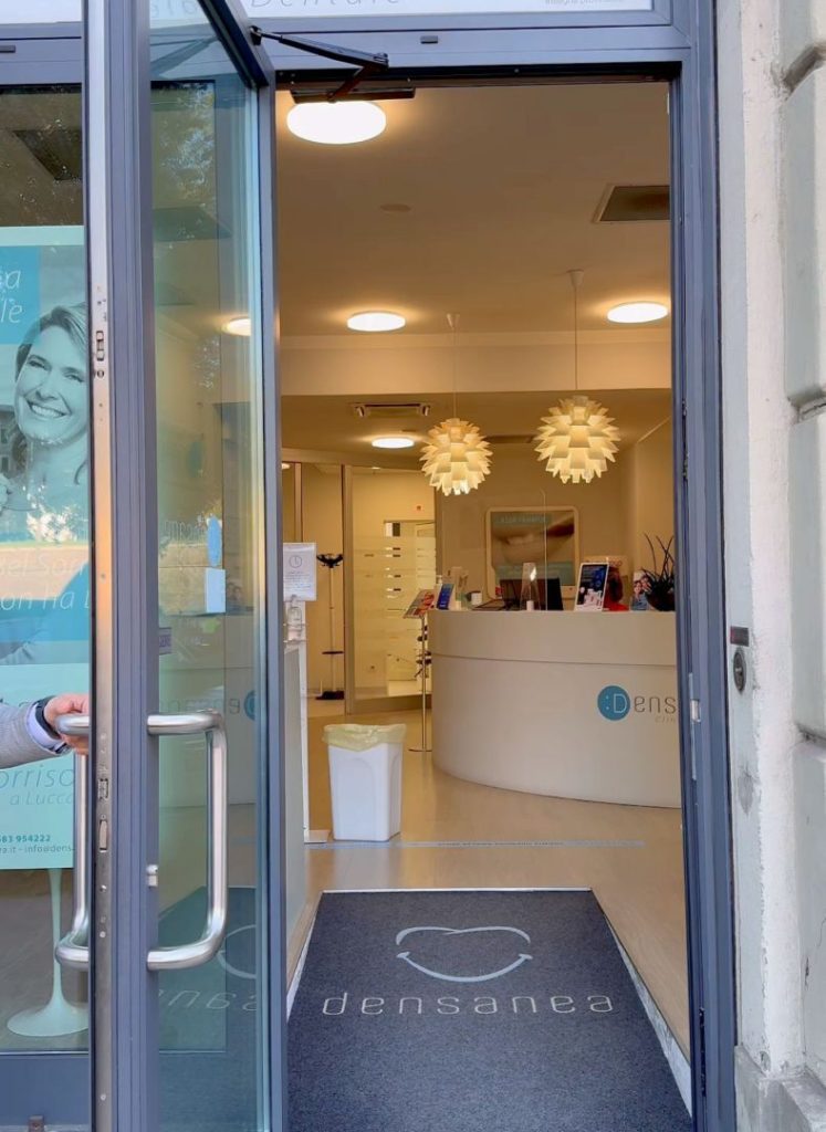 GALLERY 8 - Dentista a Lucca